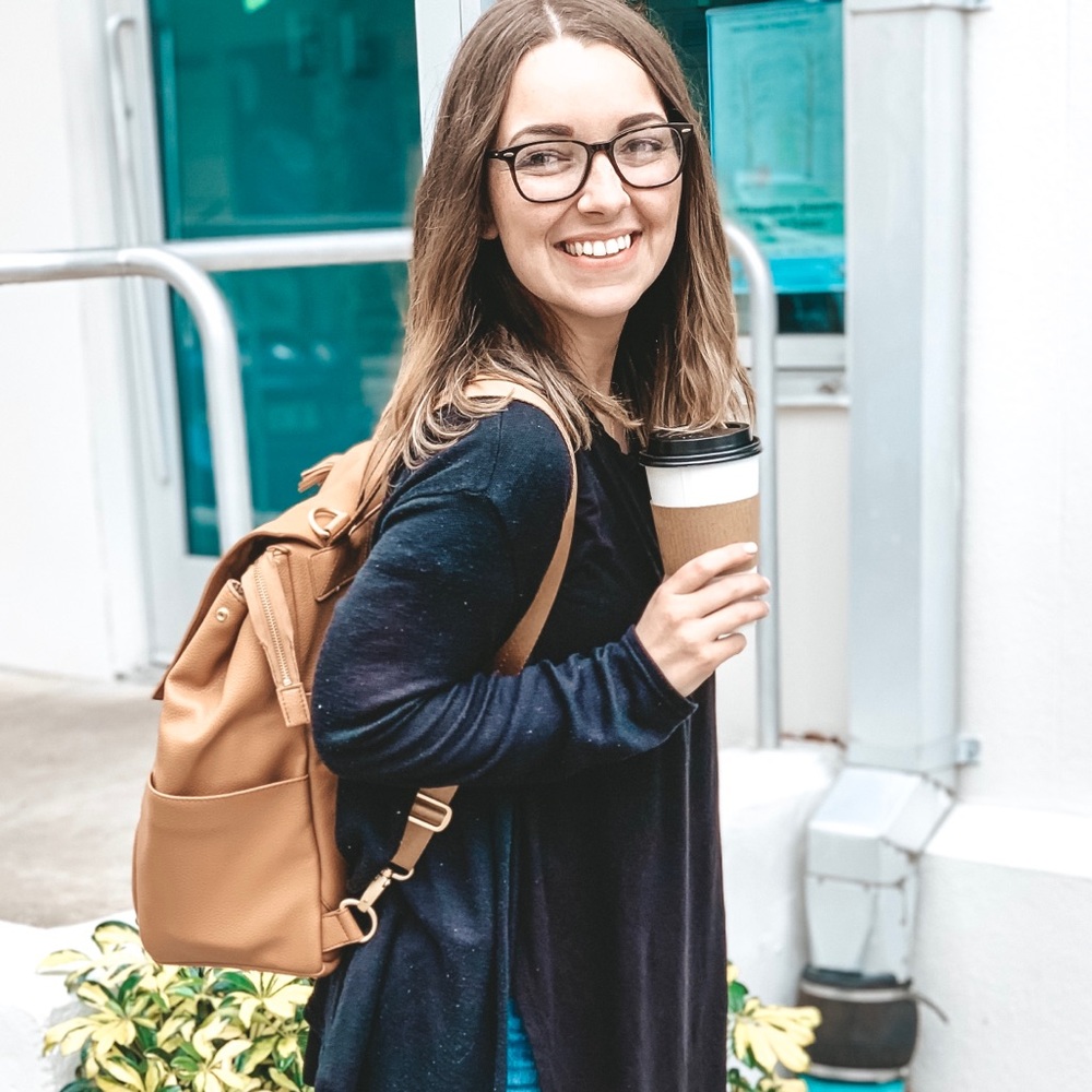 Meet your Posher, Liz